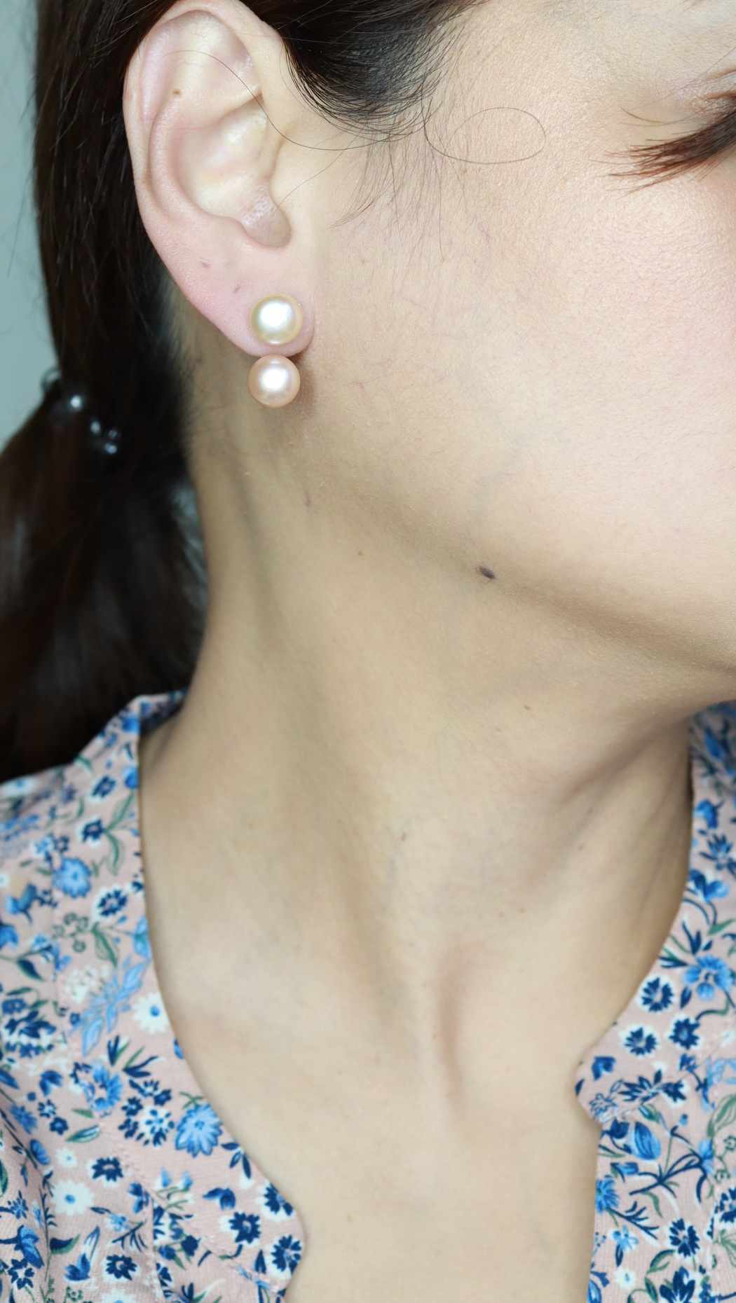 Double pearl stud earrings